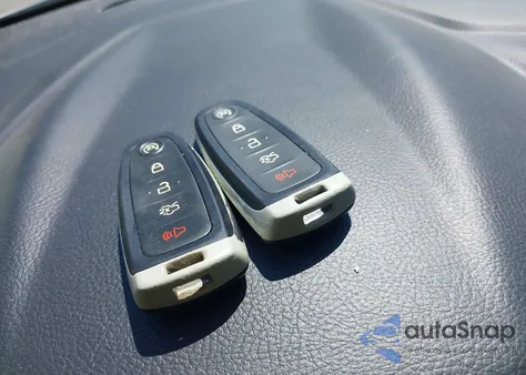 2017 Ford Focus Titanium из США, поврежденный, VIN 1FADP3J27HL207032